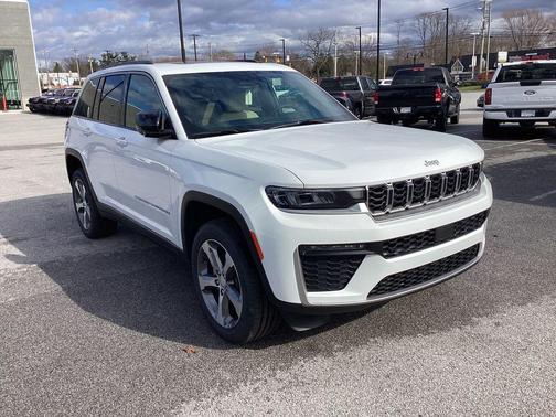 Bright White Clearcoat 2026 Jeep Grand Cherokee Limited
