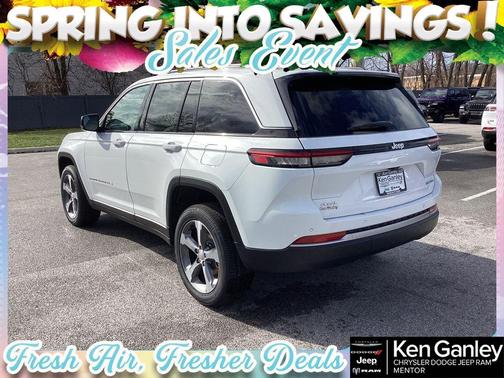 Bright White Clearcoat 2026 Jeep Grand Cherokee Limited