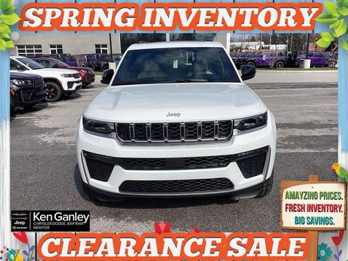 Bright White Clearcoat 2026 Jeep Grand Cherokee Limited