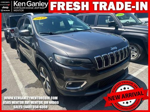 Granite Crystal Clearcoat Metallic 2019 Jeep Cherokee Limited