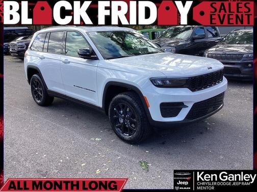 2025 Jeep Grand Cherokee Laredo