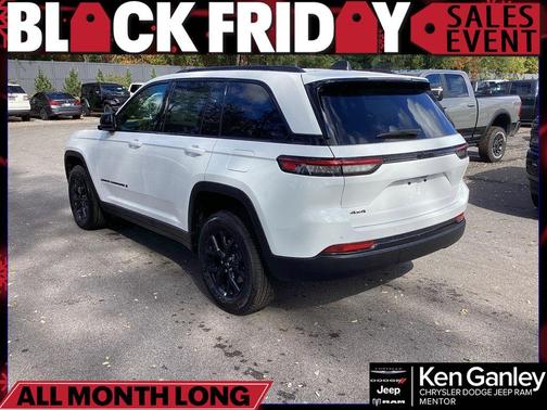 2025 Jeep Grand Cherokee Laredo