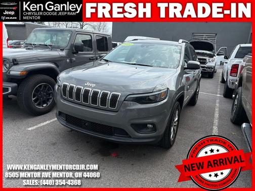 Sting Gray Clearcoat 2021 Jeep Cherokee Latitude Lux