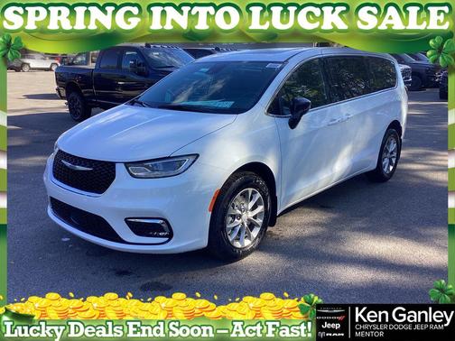 2026 Chrysler Pacifica Select