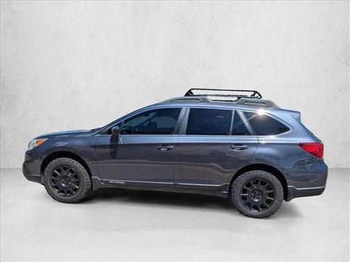 Carbide Gray Metallic 2017 Subaru Outback 2.5i Premium