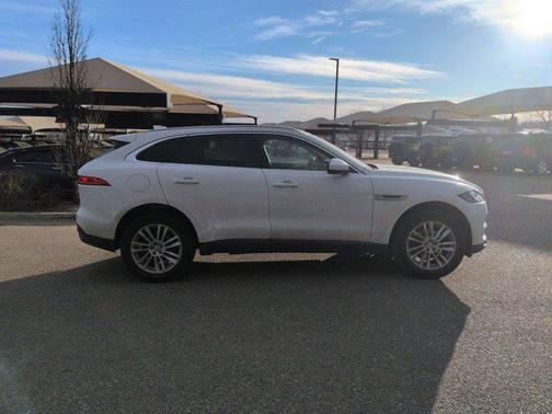 2018 Jaguar F-PACE 25t Prestige