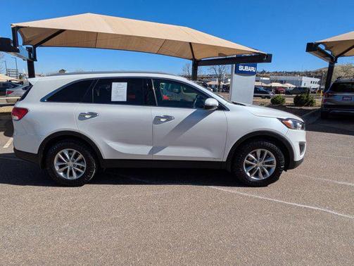2018 Kia Sorento LX