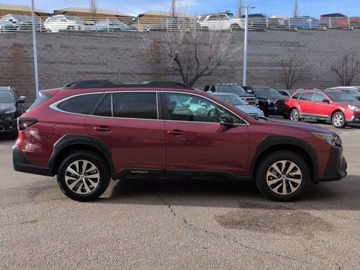 2025 Subaru Outback Premium