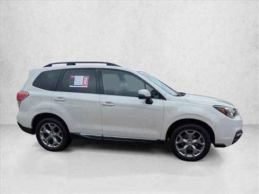 Crystal White Pearl 2017 Subaru Forester 2.5i Touring