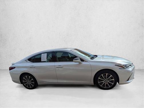 2020 Lexus ES 300h Base