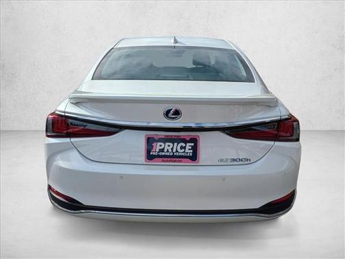 2020 Lexus ES 300h Base