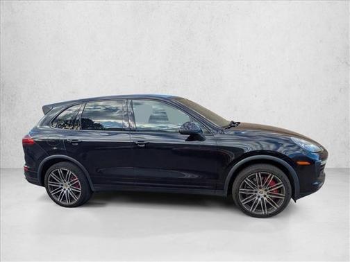 2015 Porsche Cayenne Turbo