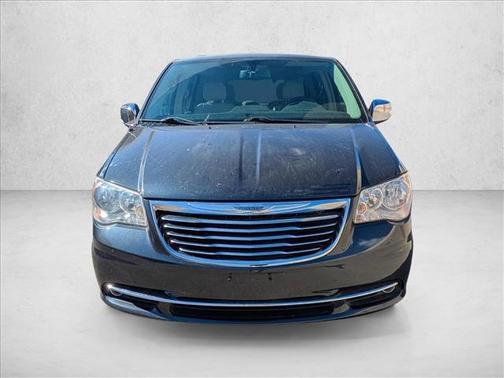 2014 Chrysler Town & Country Touring-L