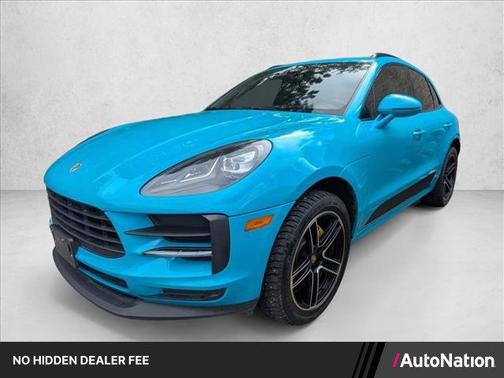 Miami Blue 2020 Porsche Macan Macan