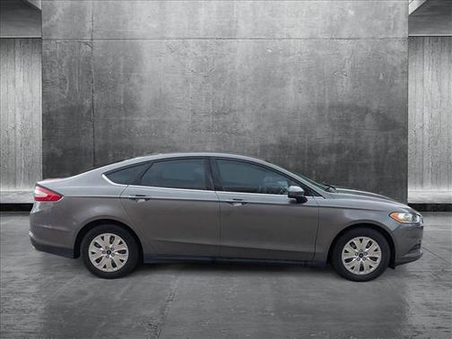 2014 Ford Fusion S