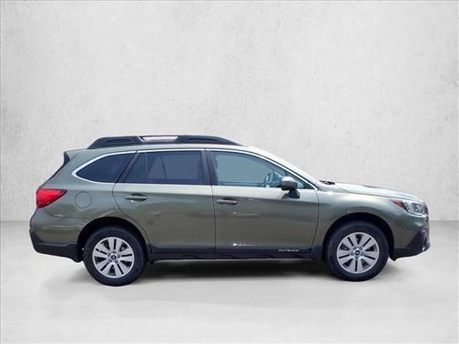 Wilderness Green Metallic 2019 Subaru Outback 2.5i Premium