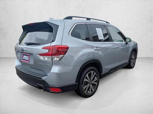 Ice Silver Metallic 2021 Subaru Forester Limited