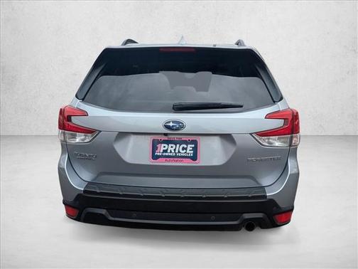 Ice Silver Metallic 2021 Subaru Forester Limited