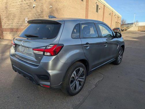 2024 Mitsubishi Outlander Sport SE