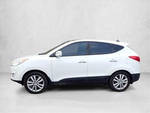 Cotton White 2013 Hyundai TUCSON Limited