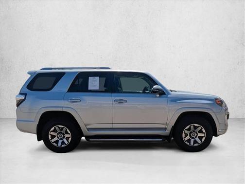 Classic Silver Metallic 2016 Toyota 4Runner Limited
