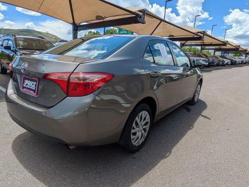 Tungsten Metallic 2016 Subaru Outback 3.6R Limited