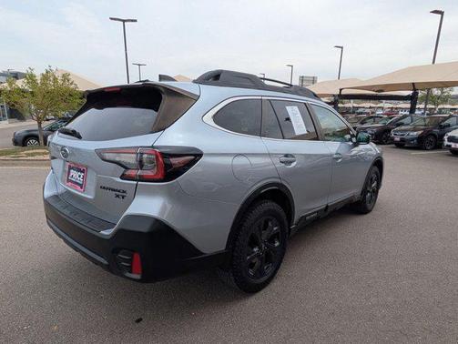 Ice Silver Metallic 2020 Subaru Outback Onyx Edition XT