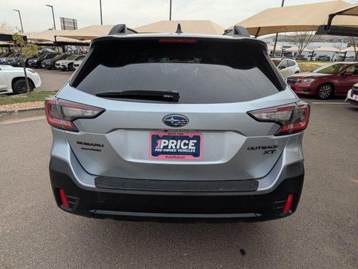 Ice Silver Metallic 2020 Subaru Outback Onyx Edition XT