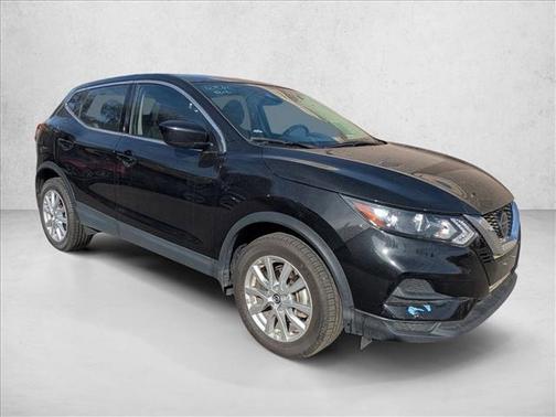 2022 Nissan Rogue Sport S