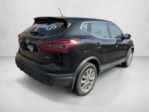2022 Nissan Rogue Sport S