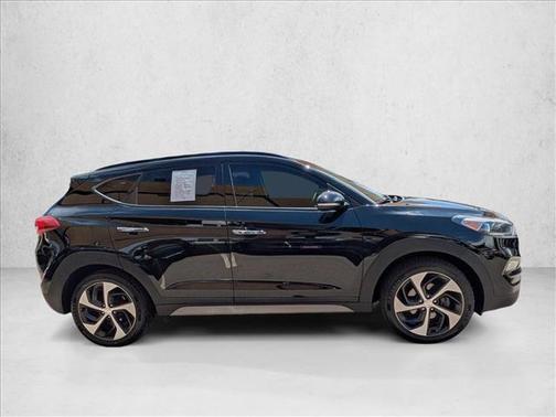 Black Noir Pearl 2018 Hyundai TUCSON Limited