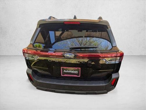 Crystal Black Silica 2026 Subaru Outback Limited