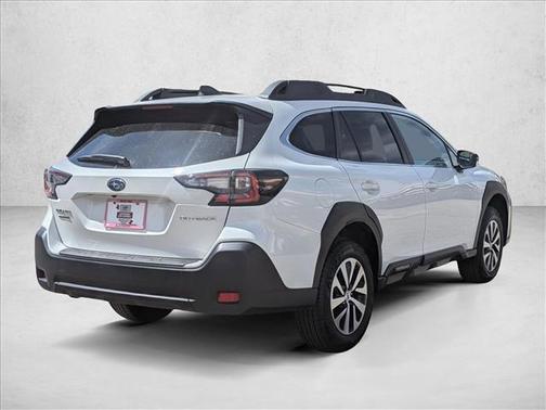 Crystal White Pearl 2025 Subaru Outback Premium