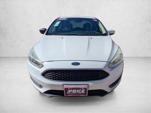 Oxford White 2016 Ford Focus S