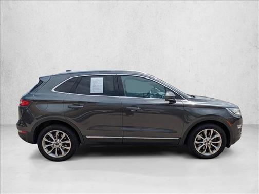 Magnetic Gray Metallic 2017 Lincoln MKC Select