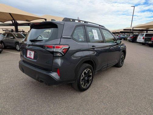 2025 Subaru Forester Base