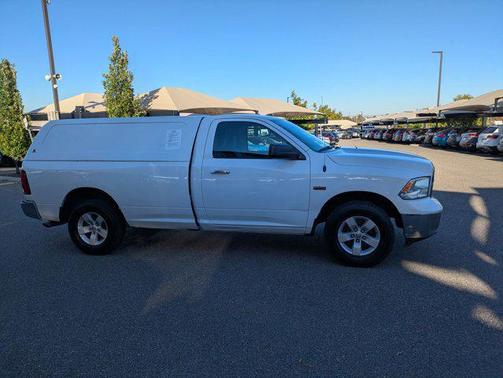 2016 RAM 1500 SLT