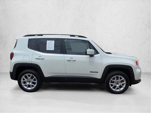 Alpine White Clearcoat 2019 Jeep Renegade Latitude