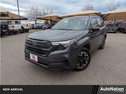 2025 Subaru Forester Base