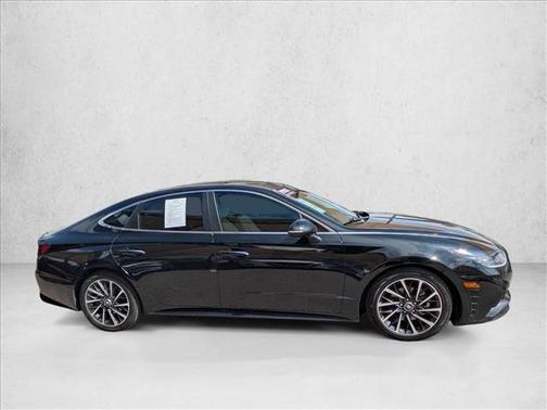 Phantom Black 2022 Hyundai SONATA Limited