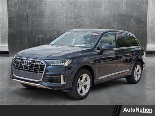 2024 Audi Q7 45 Premium Plus