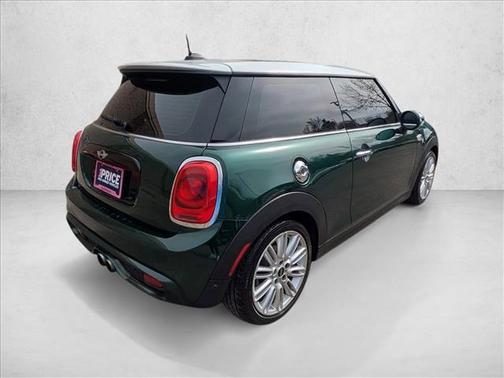 British Racing Green Metallic 2016 MINI Hardtop Cooper S
