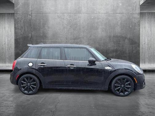 2017 MINI Hardtop Cooper S