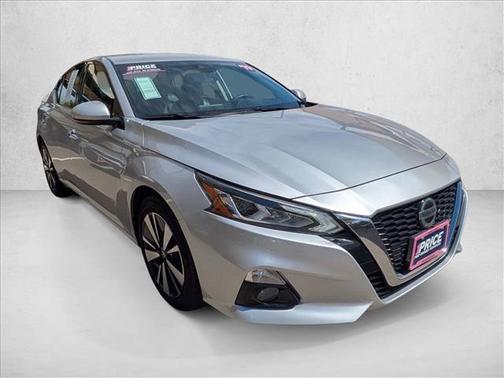 Brilliant Silver Metallic 2019 Nissan Altima 2.5 SL
