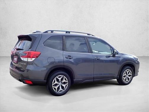 Magnetite Gray Metallic 2022 Subaru Forester Premium