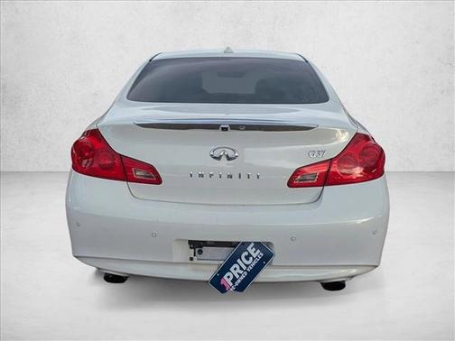 2011 INFINITI G37 Journey