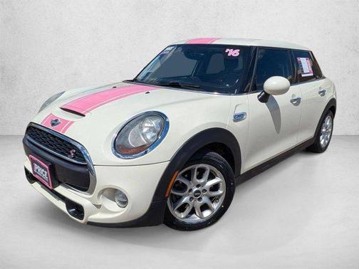 White Silver Metallic 2016 MINI Hardtop Cooper S