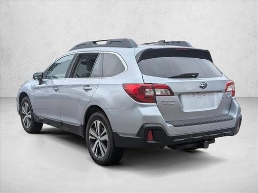 Ice Silver Metallic 2019 Subaru Outback 2.5i Limited