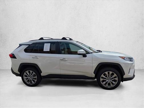 Blizzard Pearl 2020 Toyota RAV4 Limited
