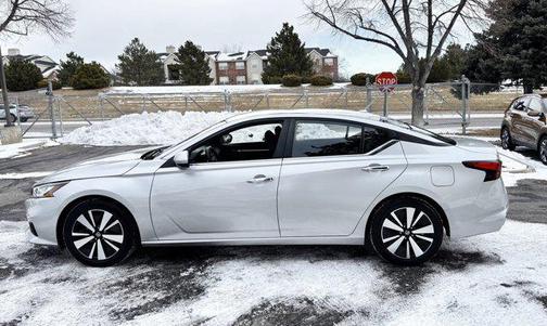 2022 Nissan Altima 2.5 SV